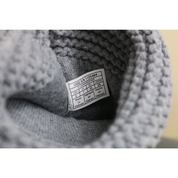 New UGG Boots Womens 9 Gray Suede Shaina Sweater Cuff Shearling Insole Ankle - Picture 4 of 7